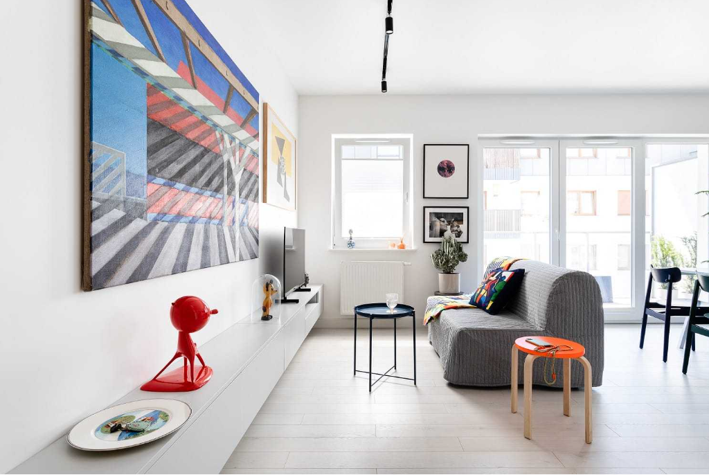 R. Gruszewski MIESZKANIE PRYWATNE przy ul. Niedziałkowskiego w Poznaniu/ projekt aranżacji wnętrz i nadzór nad realizacją (powierzchnia 54 m²)/ projekt upublicznienie jako artykuł na portalu branżowym DesignAlive oraz na wystawie finałowej 7. Międzynarodowego Biennale Architektury Wnętrz w Krakowie/ Małopolski Ogród Sztuki, Kraków, 2022 (fot. Weronika Trojanowska)