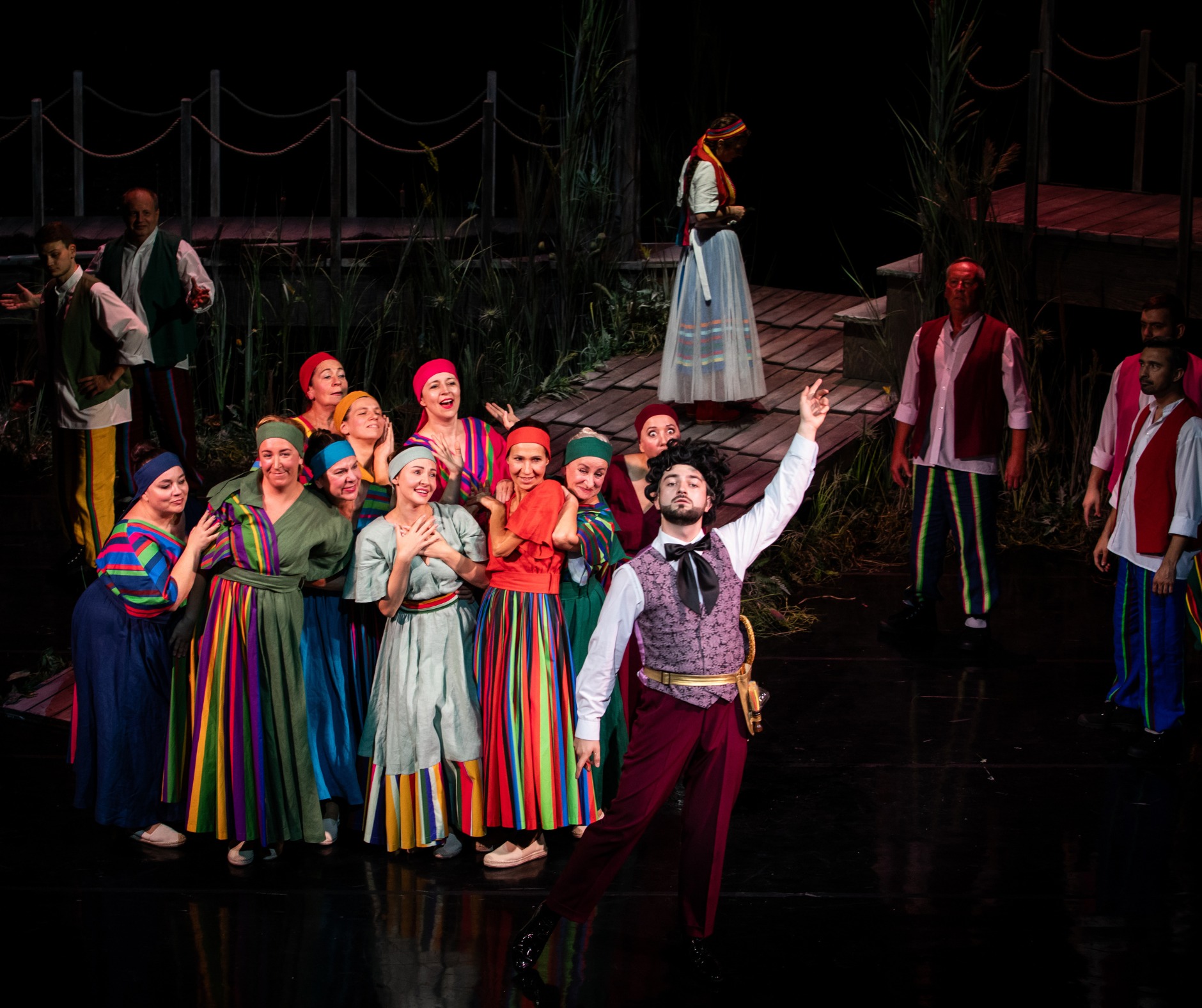 K. Grzeszczuk ,,FLIS” / projekty kostiumów i scenografii do spektaklu operowego Teatru Wielkiego w Poznaniu (reżyseria: Barbara Poll, kierownictwo muzyczne: Rafał Kłoczko )/ miejsce premiery: Teatr Polski w Poznaniu (otwarcie sezonu 2024/25 i II Festiwalu Moniuszki), Poznań